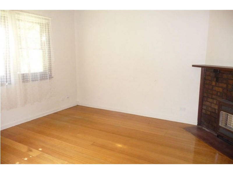 17 Flinders Road, Longwarry VIC 3816