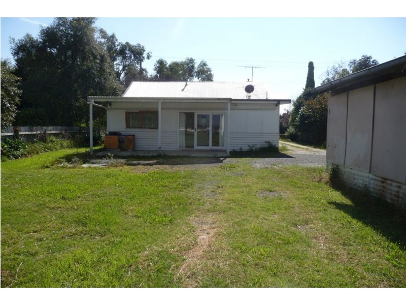 17 Flinders Road, Longwarry VIC 3816