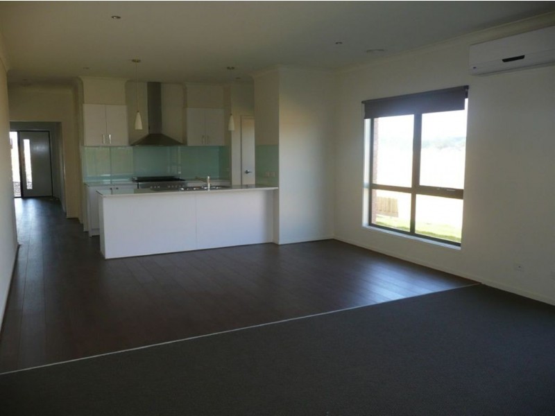 19 Ajax Street, Drouin VIC 3818