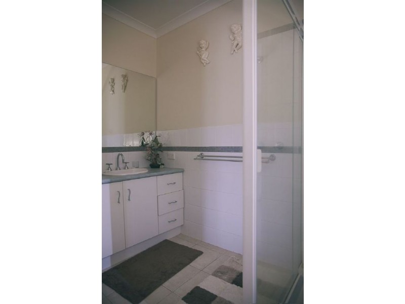 5/15 Fairway Drive, Drouin VIC 3818