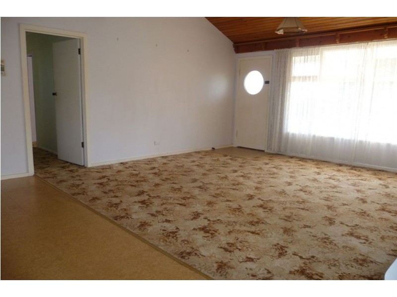 14 Lampards Road, Drouin VIC 3818