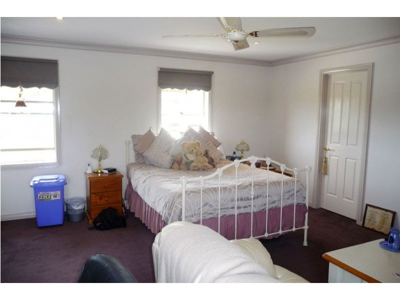 2 Albert Street, Bunyip VIC 3815