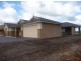 44 Kensington Square, Drouin VIC 3818