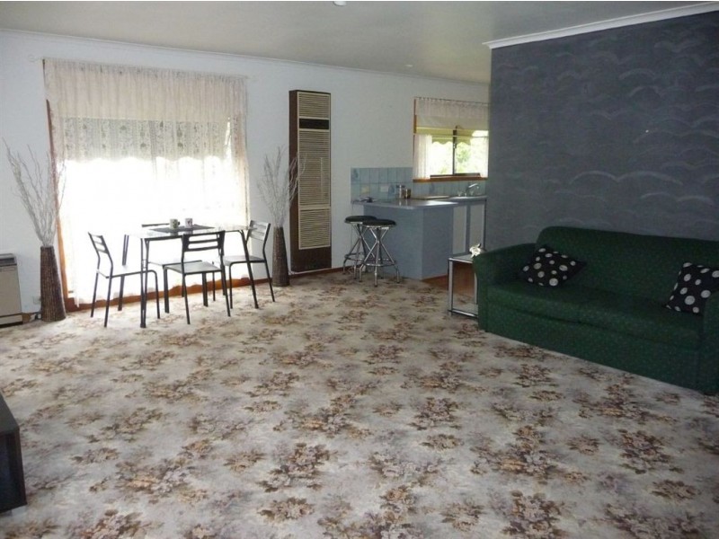 2/6 McCrae Street, Longwarry VIC 3816