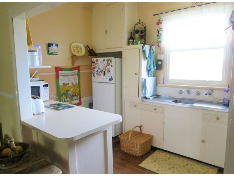 37 Jefferson Road, Garfield VIC 3814