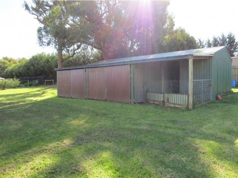 37 Jefferson Road, Garfield VIC 3814