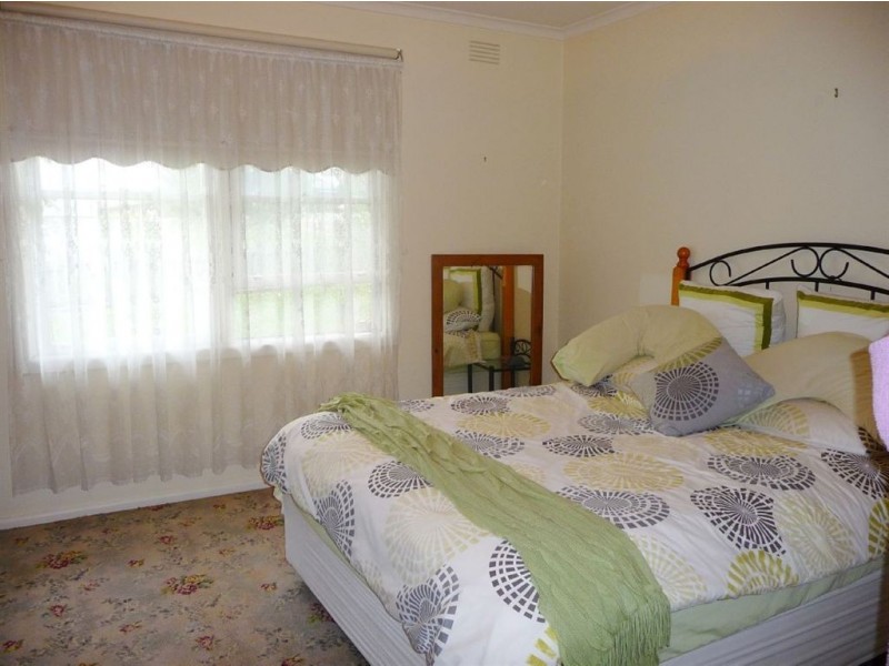 27 Main Road, Neerim South VIC 3831