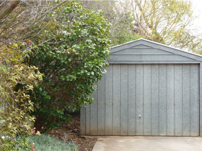 27 Main Road, Neerim South VIC 3831