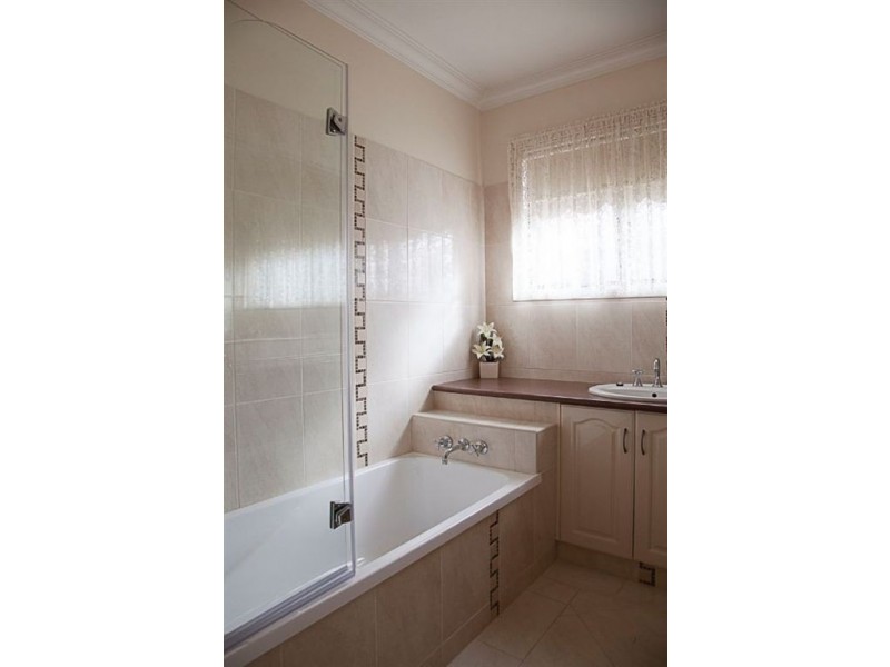 3 Williamson Street, Drouin VIC 3818