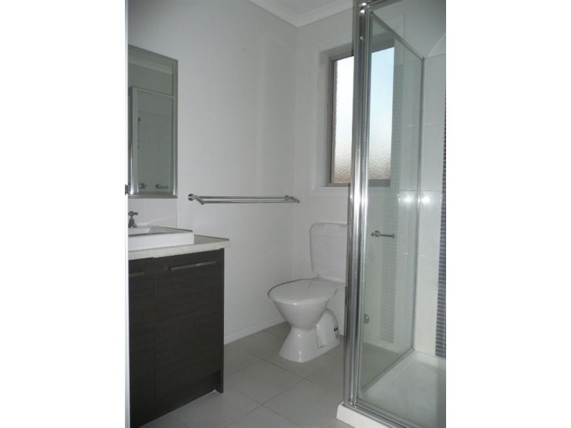 8 Richie Court, Drouin VIC 3818