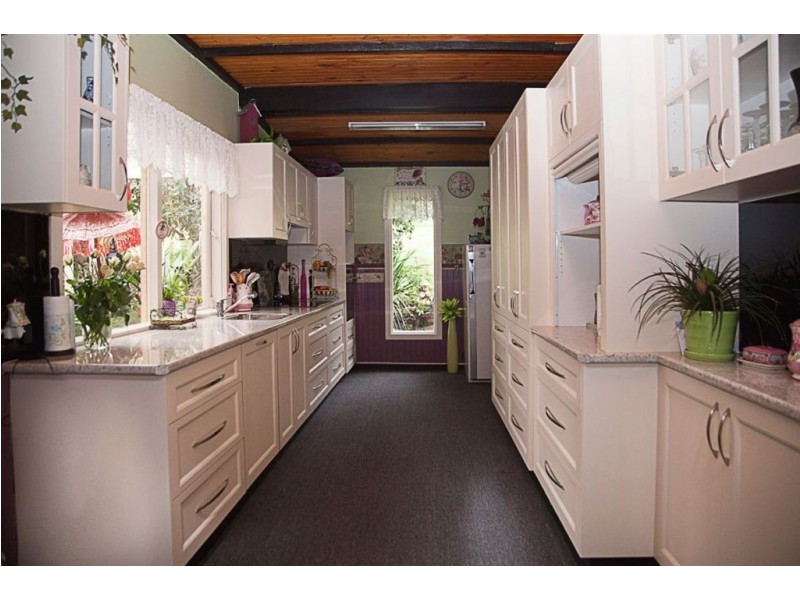 300 Garfield North Road, Garfield North VIC 3814