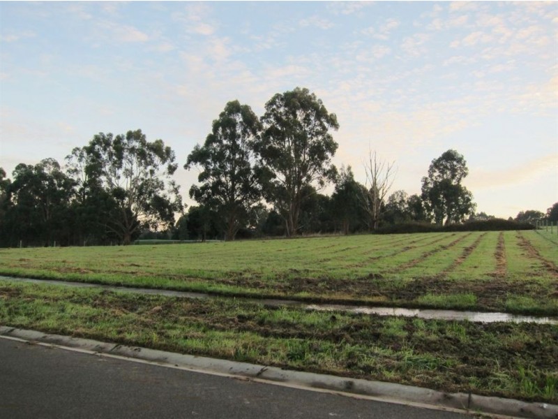Lot 10 Golf View Court, Drouin VIC 3818