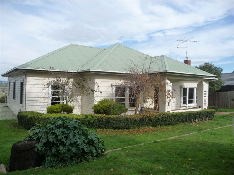 8 Valley Vista Drive, Warragul VIC 3820