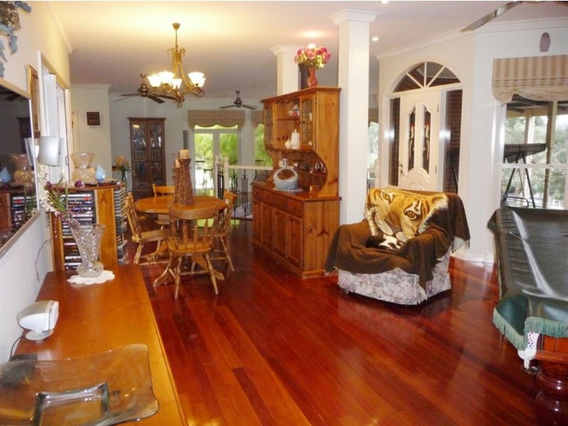 75 Mirrabooka Road, Maryknoll VIC 3812