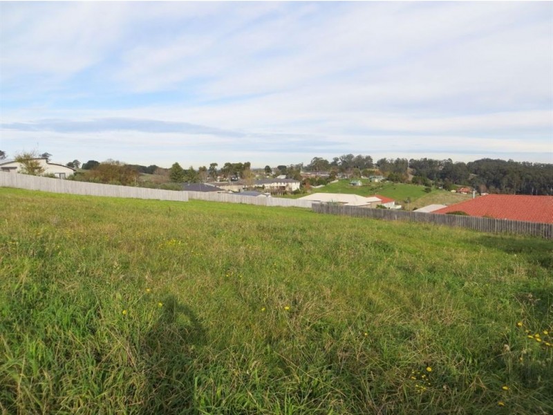 9 Shirley Road, Neerim South VIC 3831