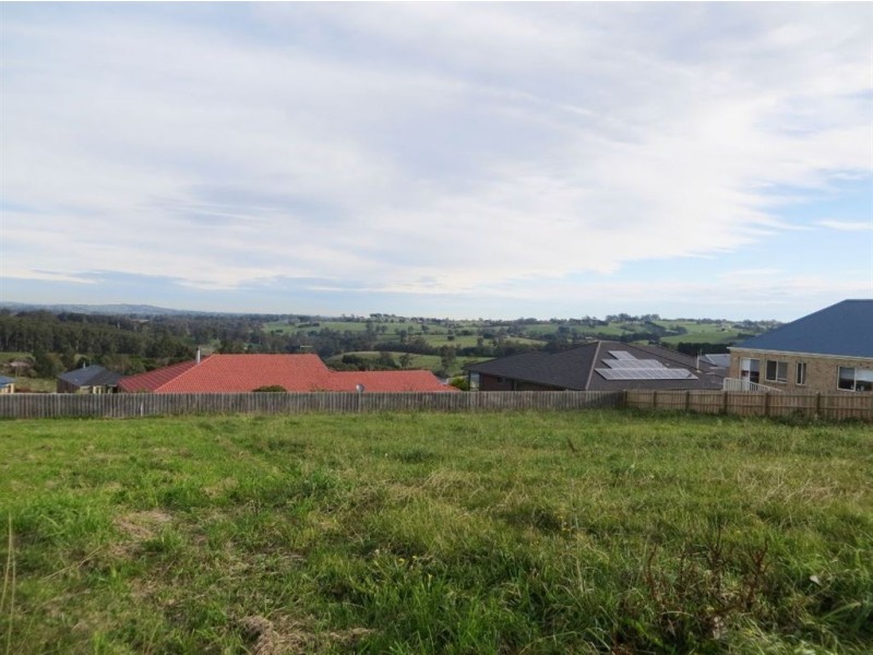 9 Shirley Road, Neerim South VIC 3831