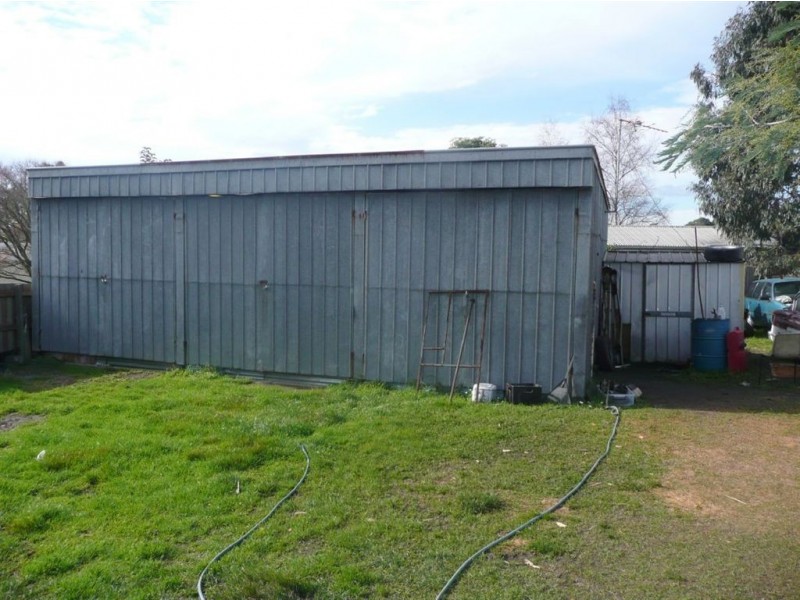 77 Fowler Street, Moe VIC 3825