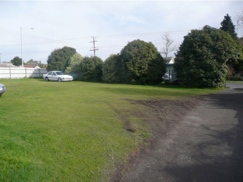 77 Fowler Street, Moe VIC 3825
