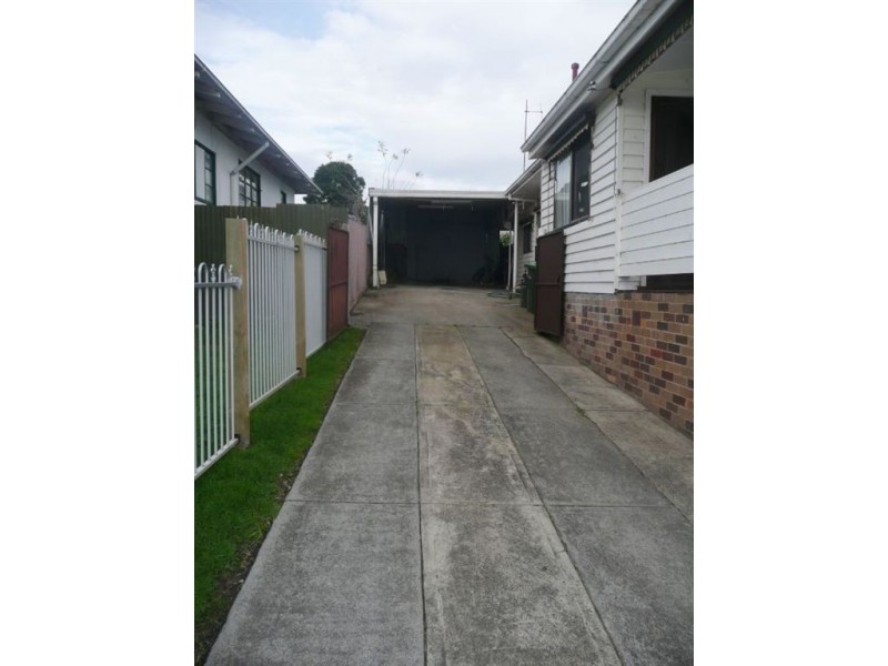 21 Charles Street, Moe VIC 3825