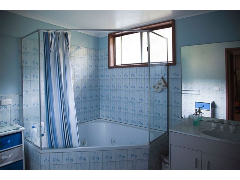 365 Sheffields Road, Neerim South VIC 3831