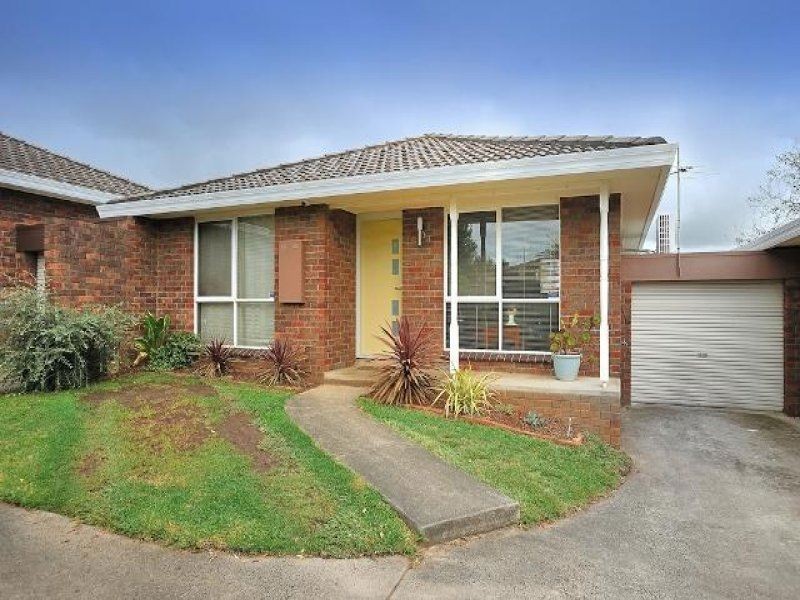 3/18 Darnum Street, Drouin VIC 3818