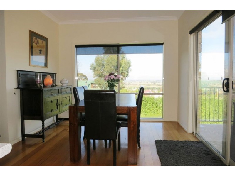 17 Archer Road, Garfield VIC 3814