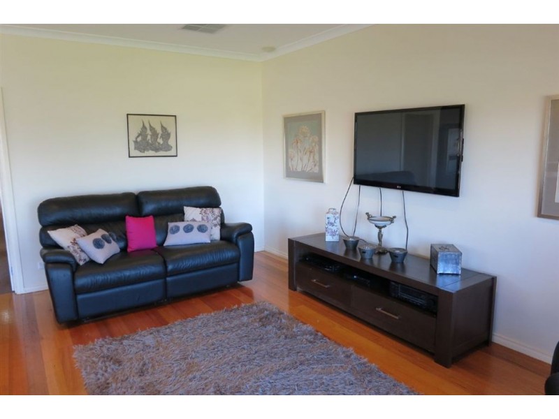 17 Archer Road, Garfield VIC 3814
