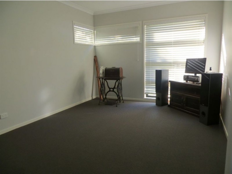 31 Kennedy Street, Longwarry VIC 3816