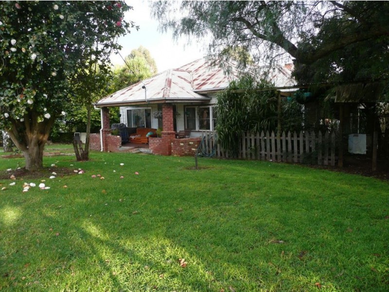6-8 Longwarry Road, Drouin VIC 3818