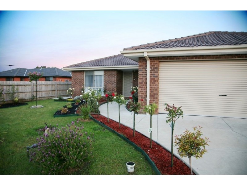 3 Oak Avenue, Longwarry VIC 3816