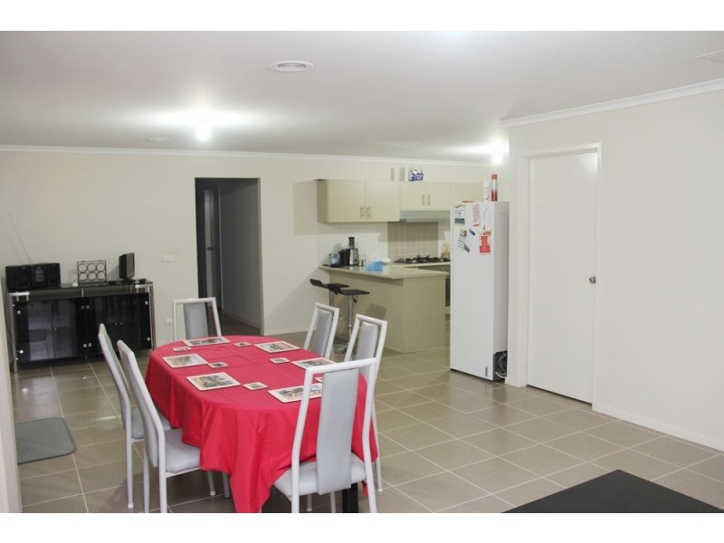 3 Oak Avenue, Longwarry VIC 3816