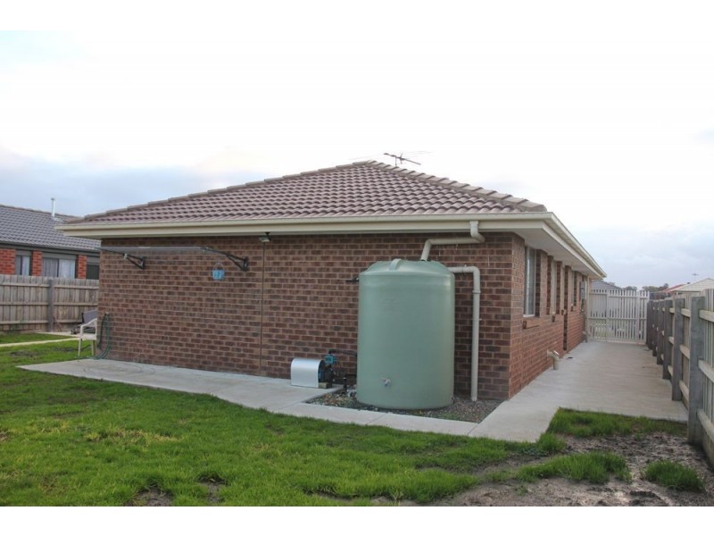 3 Oak Avenue, Longwarry VIC 3816
