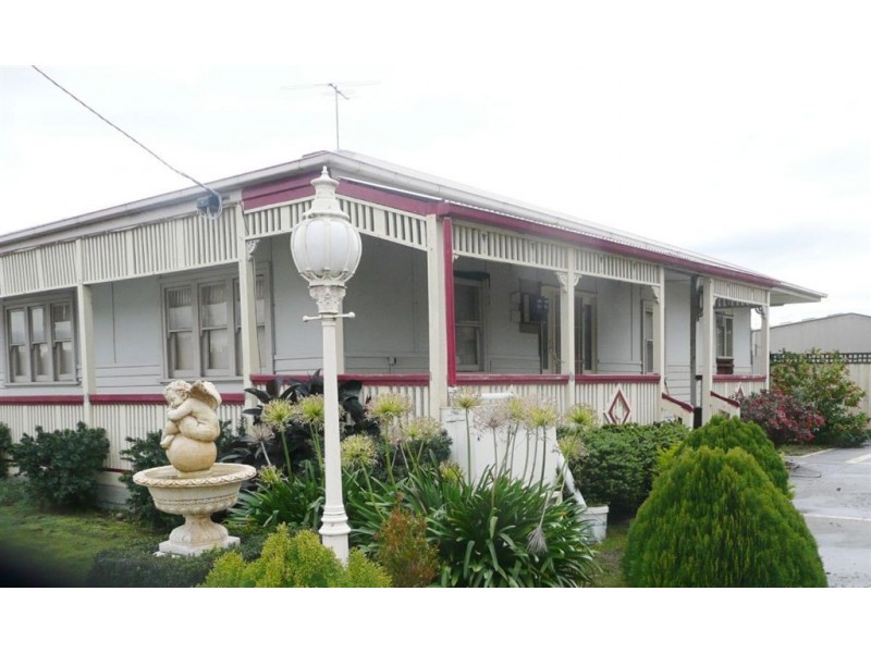204 Station Street, Koo Wee Rup VIC 3981