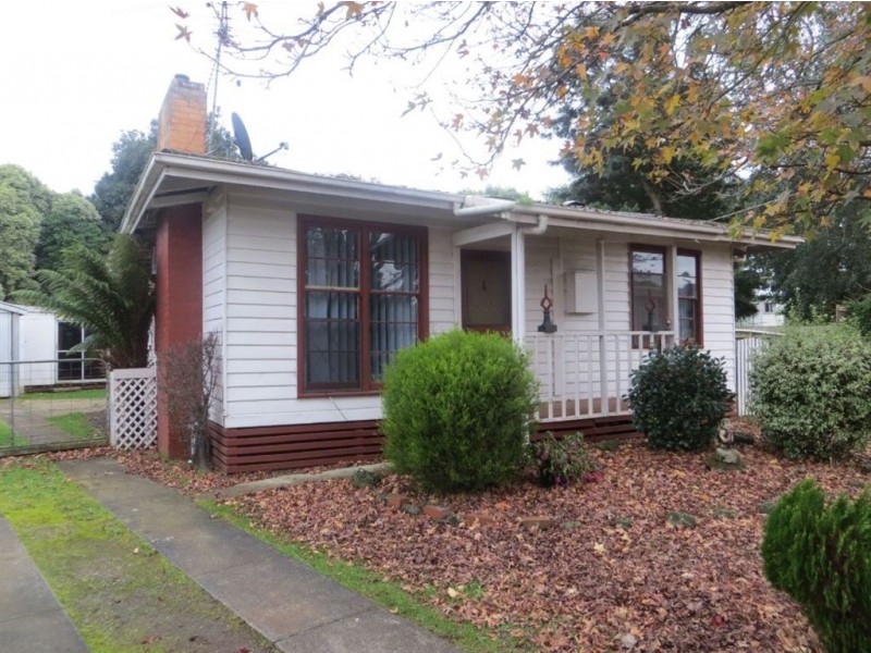 3 Ronalds Court, Drouin VIC 3818