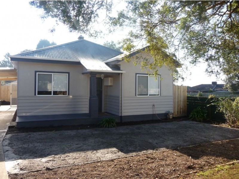 1/9 Fairchild Street, Drouin VIC 3818