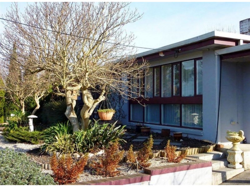 53 Buln Buln Road, Drouin VIC 3818