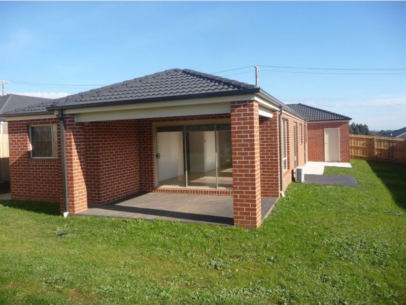 6a Hatfield Drive, Drouin VIC 3818