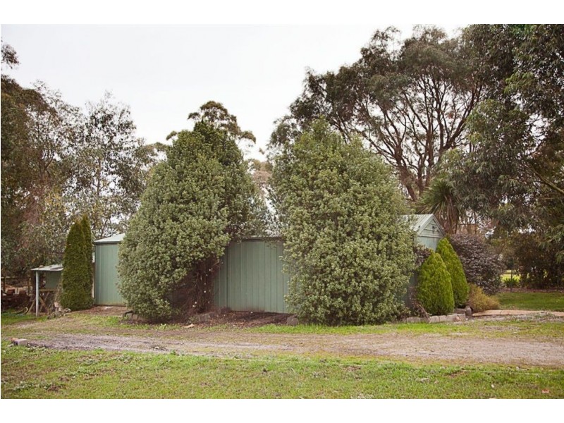 14 Pepperell Drive, Drouin VIC 3818