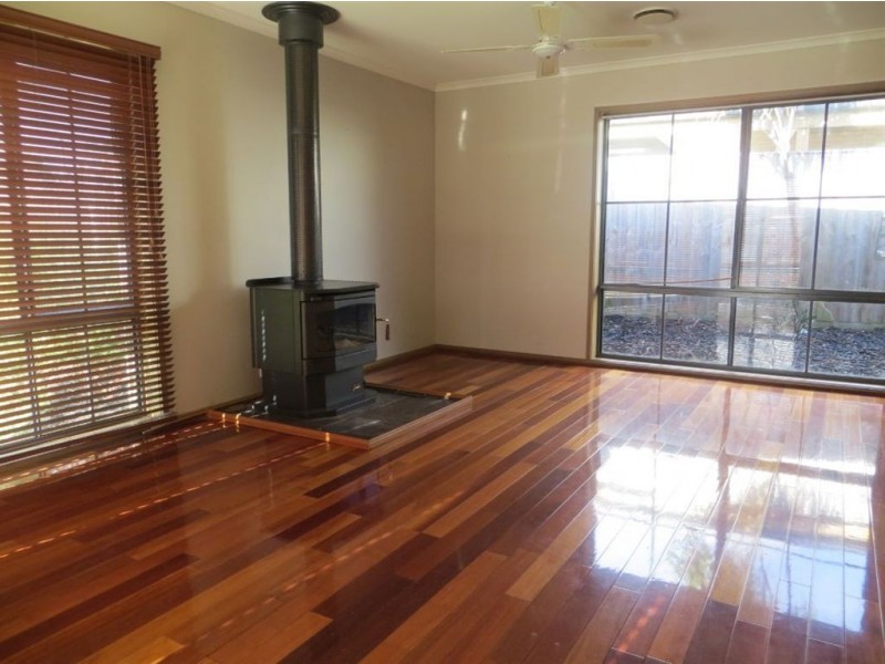 1 McClure Street, Drouin VIC 3818