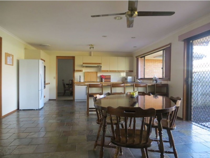 15 Gerrard Street, Drouin VIC 3818