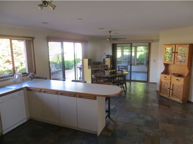 15 Gerrard Street, Drouin VIC 3818