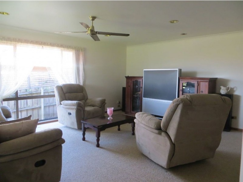 15 Gerrard Street, Drouin VIC 3818