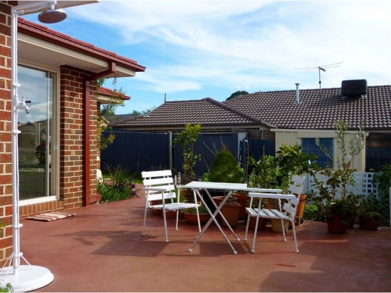 7 Rivendale Crescent, Drouin VIC 3818