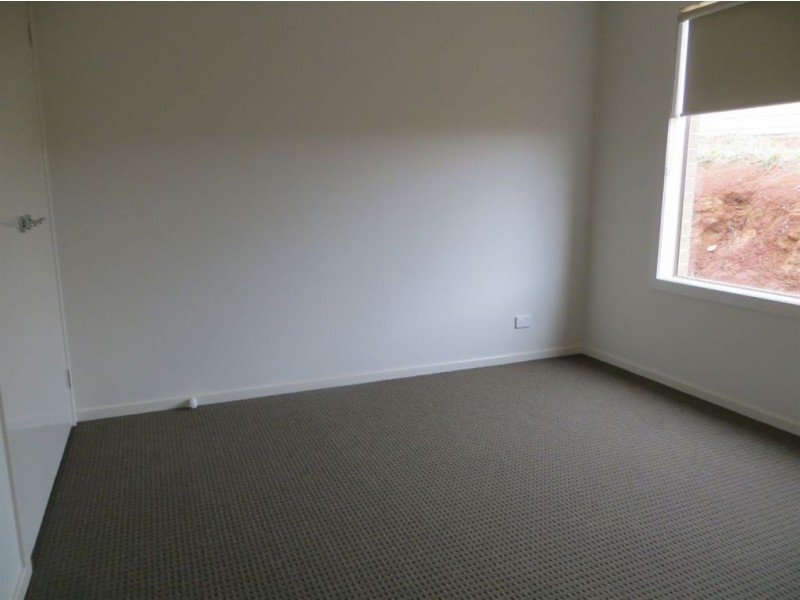 40 Kensington Square, Drouin VIC 3818