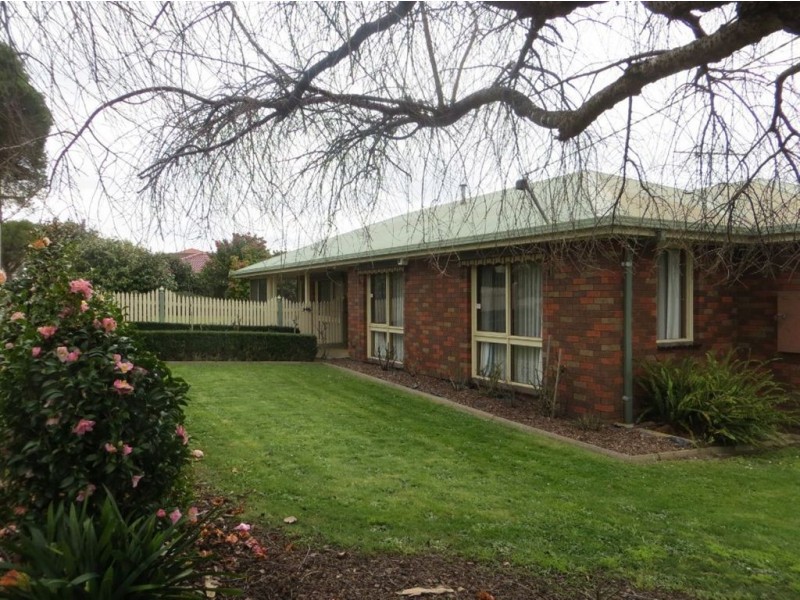 1 Floris Avenue, Drouin VIC 3818