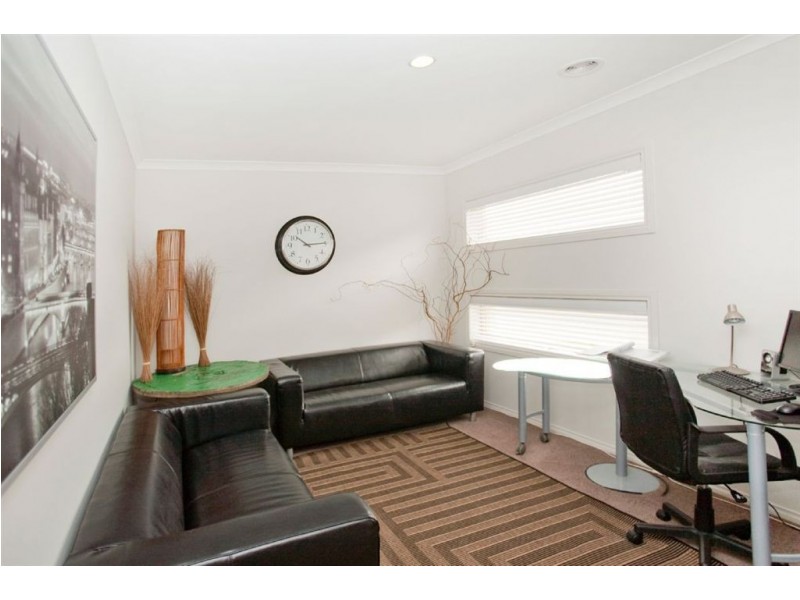 5 Greyfriars Way, Drouin VIC 3818