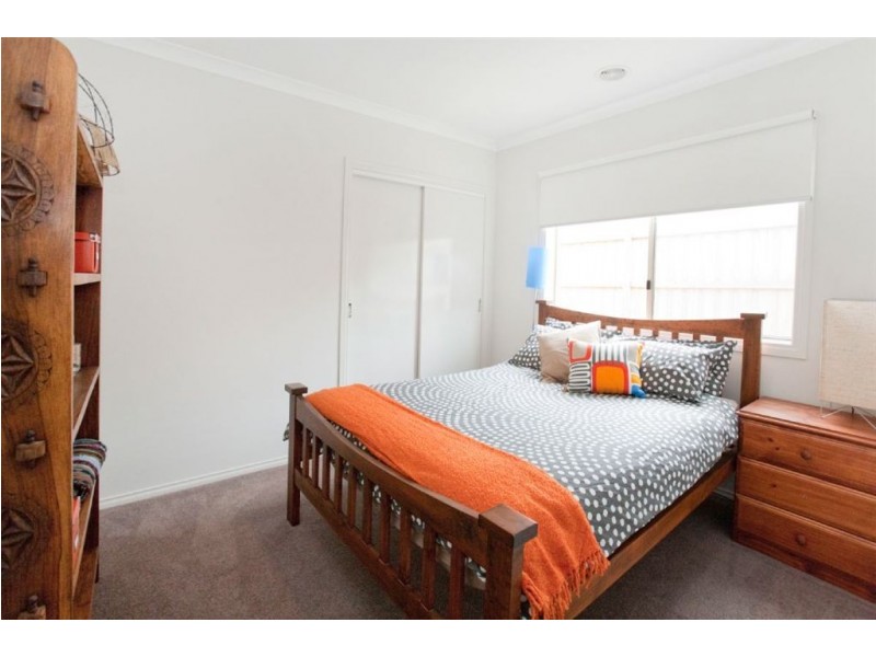 5 Greyfriars Way, Drouin VIC 3818