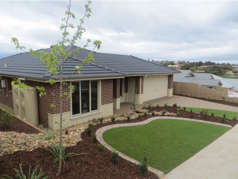 14 Todman Street, Drouin VIC 3818