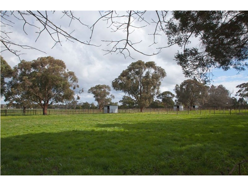 385 Edgar Road, Longwarry VIC 3816