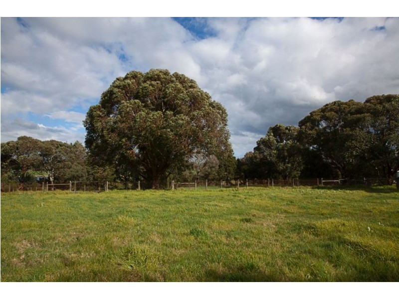 385 Edgar Road, Longwarry VIC 3816